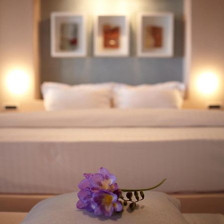 Voreina Gallery Suites Pyrgos Kallistis Ngoại thất bức ảnh
